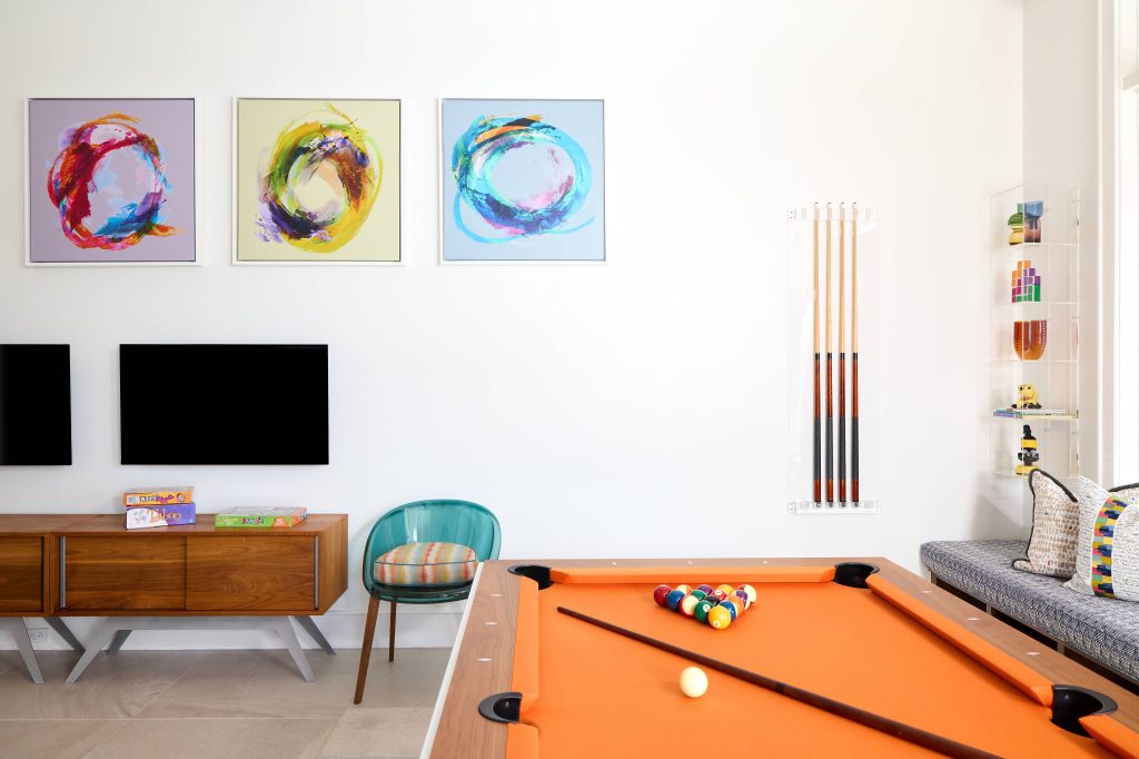 project partner for game room design
